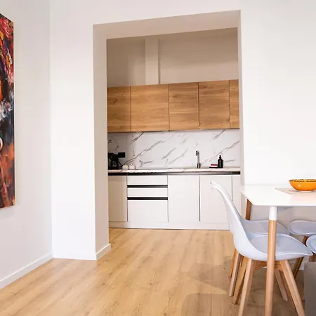 Barrikada-e Apartamento Tirana