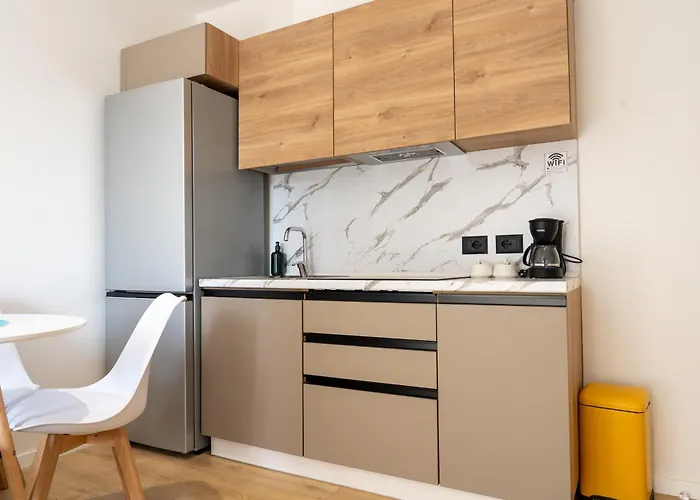 Apartment Barrikada-e Tirana